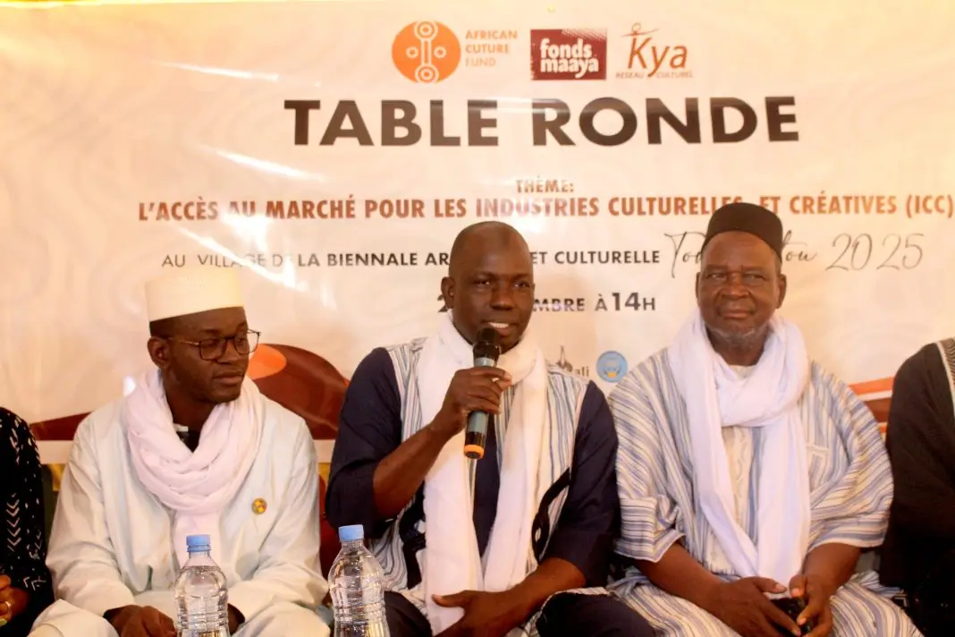 Accès au marché des industries culturelles et créatives : à Tombouctou, le réseau Kya et l’ACF Fonds Maaya ouvre un débat sur l’économie de la culture
